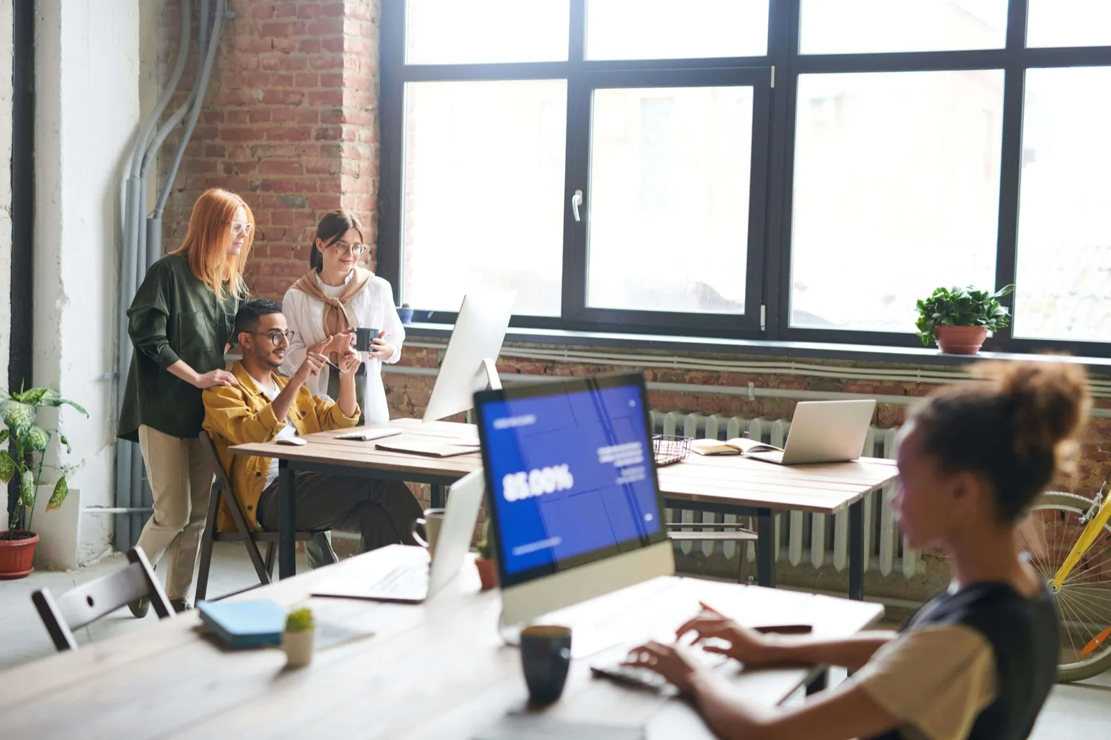 The New Role of Community Leaders in Hybrid Work Environments